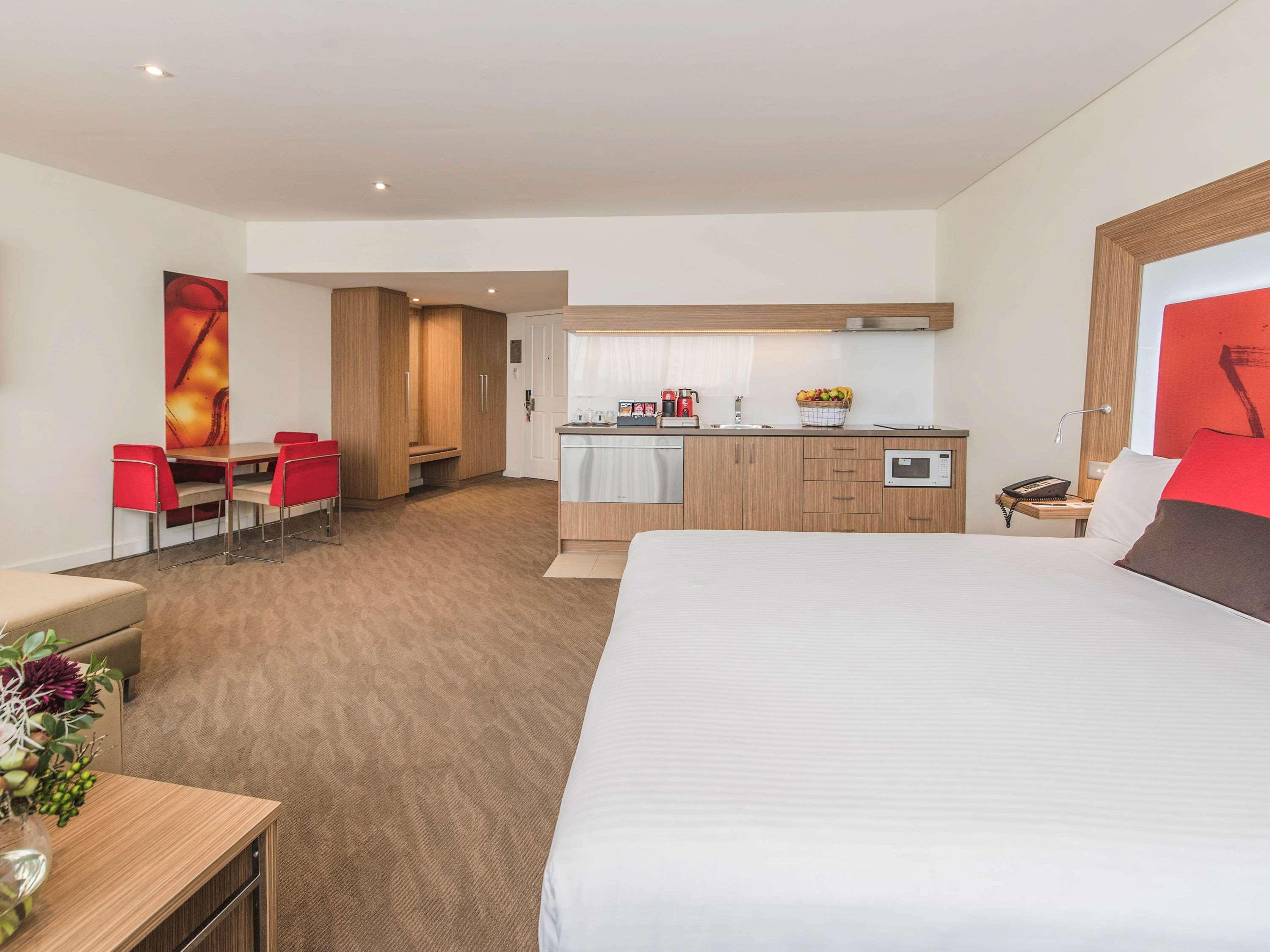 Novotel Sydney West Hq Rooty Hill Exterior foto